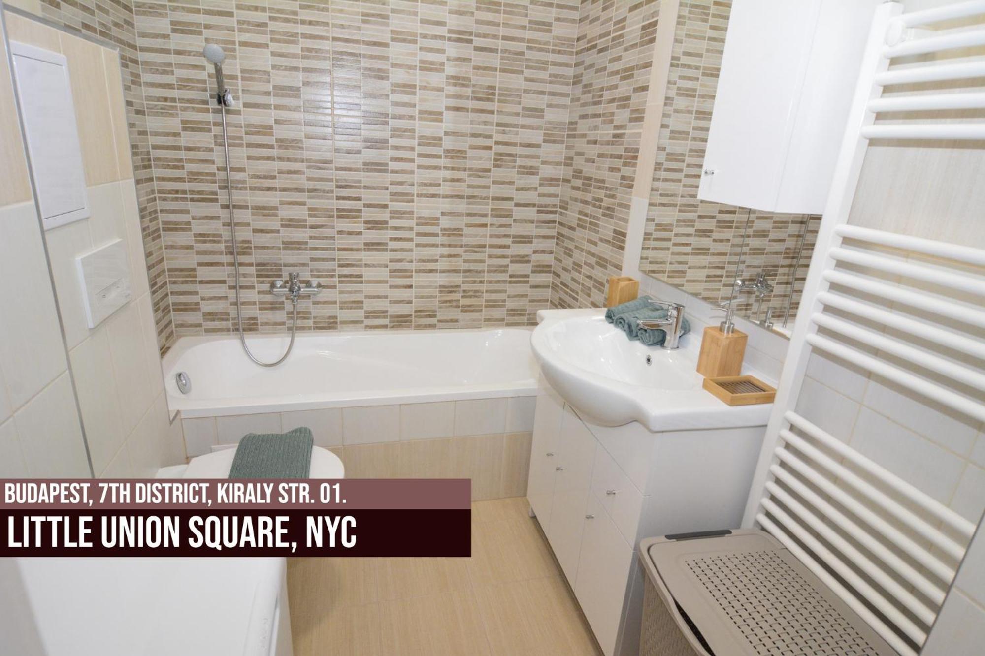 Little Americas Metropolitan Apartments *