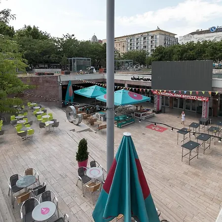 Little Americas Metropolitan Apartments Budapest Exterior photo
