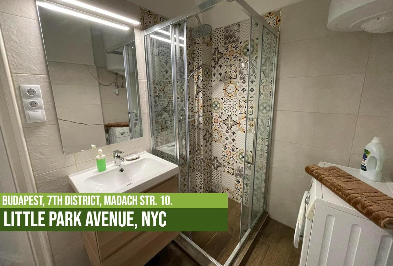 Little Americas Metropolitan Apartments Apartment